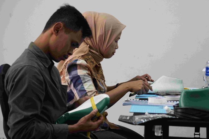 Kemenperin Perkuat Daya Saing IKM Alas Kaki Ciomas Hadapi Tantangan Global dan Perubahan Pasar