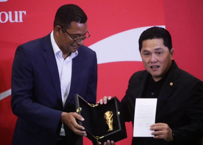 Trofi Piala Dunia 2026 Singgah di Jakarta, Menpora Erick Thohir: Bukti Kepercayaan FIFA untuk Indonesia