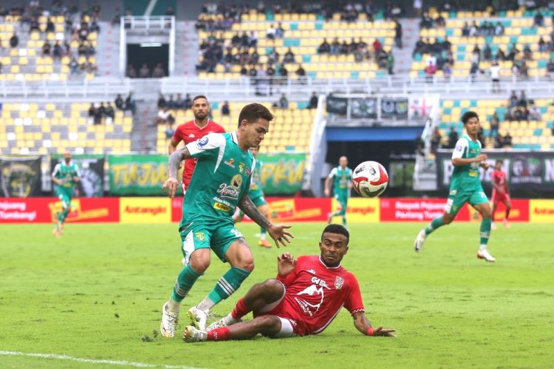 Persebaya Surabaya Kalahkan Malut United 2-1 di Lanjutan Super League