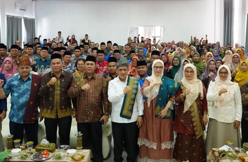 Wamenag Romo Syafi’i Tegaskan Peran Strategis ASN Kemenag dalam Menjaga Kerukunan Umat
