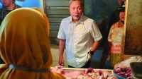 Cek Harga Sembako di Pasar Bandarjo, Menko Pangan Zulkifli Hasan Pastikan Harga Mulai Turun Jelang Ramadan