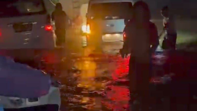 Banjir Landa Tapteng, BPBD Turunkan Tim Evakuasi Warga