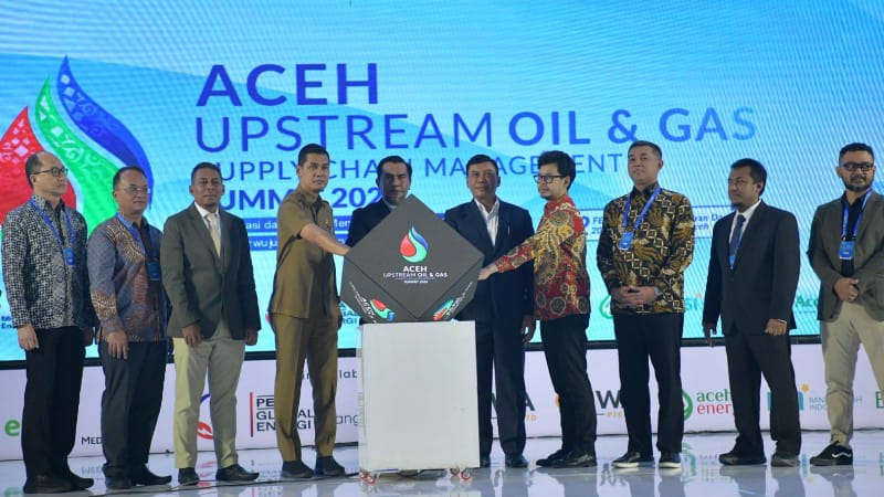 Sekda Aceh Hadiri 7th Aceh Upstream Oil & Gas Summit 2026 di Banda Aceh
