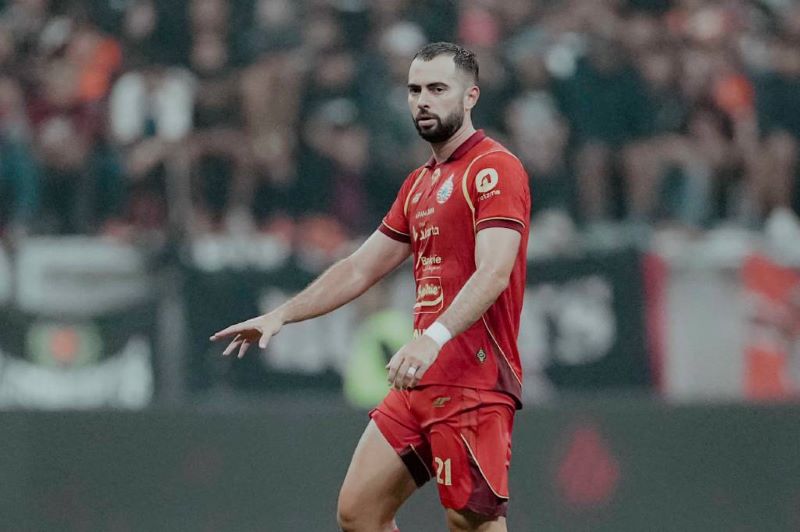 Jordi Amat Makin Nyaman Jadi Gelandang Bertahan, Antar Persija Tumbangkan Bali United di BRI Super League