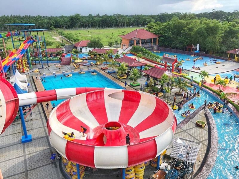 Wisata Batu Bara: Serunya Liburan Keluarga di Singapore Land Waterpark