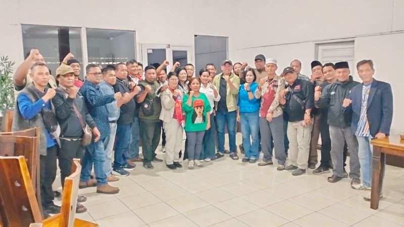 Dandim 0205/TK Letkol Inf Robert Panjaitan Buka Puasa Bersama Wartawan Karo