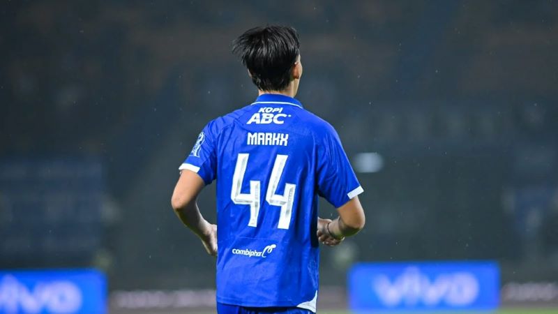 Bek Persib Dion Markx Bidik Hat-trick Juara