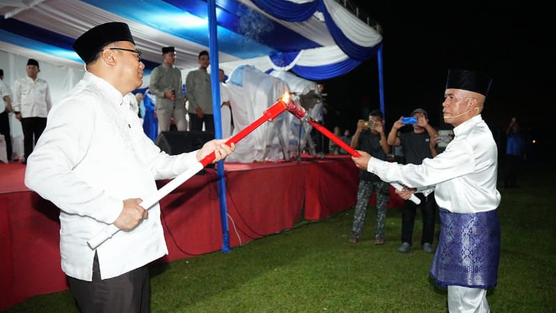 Pawai Obor Takbiran Idulfitri di Pantai Labu Meriah, Warga Antusias