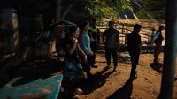 FOTO KLIK_Petugas Pos Pam Barelang Gagalkan Perempuan dari Percobaan Bunuh Diri Petugas Pos Pam Barelang Gagalkan Perempuan dari Percobaan Bunuh Diri