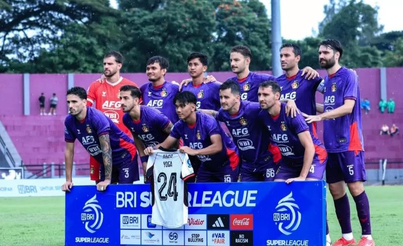 Persik Kediri Comeback Dramatis, Kalahkan PSBS Biak 2-1 di BRI Super League