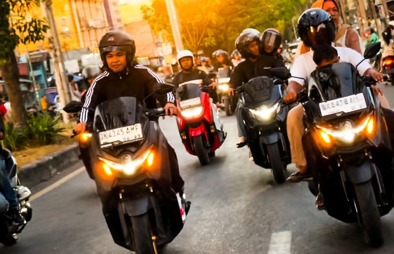 Fitur Yamaha NMAX Turbo Bikin Kagum Peserta Bukber Awak Media dan Komunitas