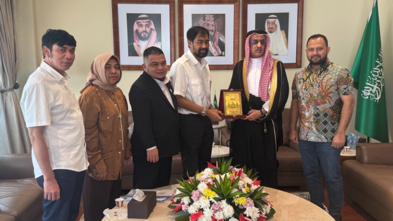 Ikut Kembangkan Pendidikan Aceh, Mualem Ucapkan Terimakasih kepada Arab Saudi