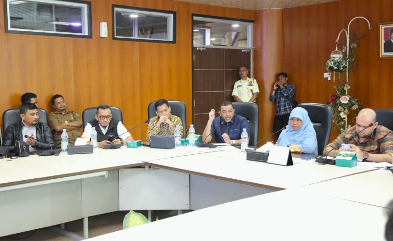 Pansus DPRD Kota Medan Bahas Strategi Peningkatan PAD, Soroti Retribusi Sampah hingga Kinerja OPD