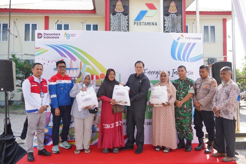 Pertamina Patra Niaga Regional Sumbagut Hadir untuk Masyarakat, 1.000 Paket Sembako Disalurkan Melalui Pasar Murah di Lhokseumawe