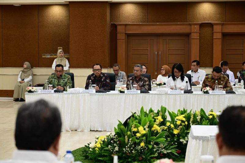 Sekjen Kemhan Hadiri Penyerahan LKPP 2025 di BPK, Tegaskan Komitmen Transparansi APBN