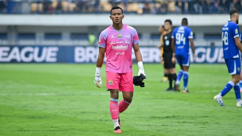 Persib Bandung Bidik Kemenangan di Padang, Teja Paku Alam Siap Tampil Maksimal di Tanah Kelahiran