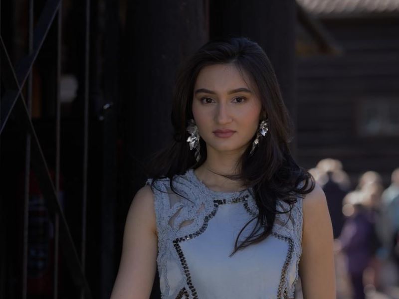 Ayu Zhafira Amalia Kynbråten Melaju ke Final Miss Universe Norway 2026, Putri Berdarah Minang yang Harumkan Nama Indonesia