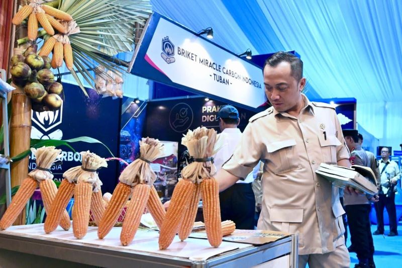 Prabowo Perkuat Ketahanan Pangan Nasional, Resmikan Gudang Pangan Polri dan 166 SPPG di Tuban