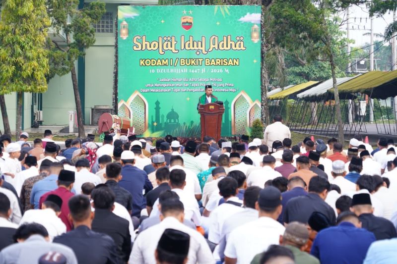 Pangdam I/BB Gelar Sholat Idul Adha dan Serahkan Hewan Kurban di Makodam