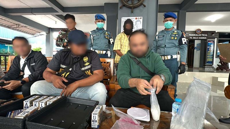 Gagalkan Penyelundupan Narkotika dari Malaysia, Tim Gabungan Kodaeral IV dan Lanal TBK Amankan Sabu dan Ekstasi di Perairan Karimun
