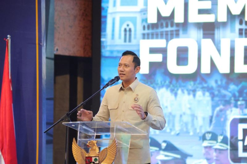 AHY Tutup Rakernas APEKSI XVIII di Medan, Tekankan Kolaborasi Bangun Kota Tangguh dan Modern