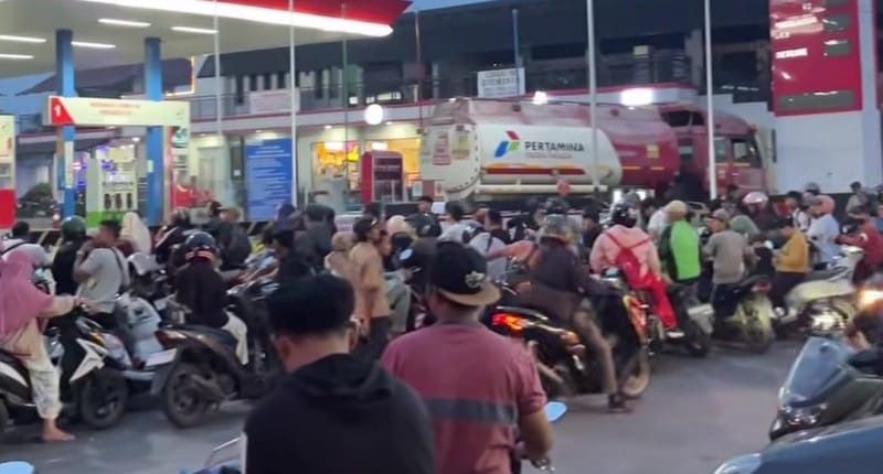 LBH Medan Desak Presiden Copot Menteri ESDM dan Dirut Pertamina, Soroti Kelangkaan BBM di Sumut yang Terus Berulang
