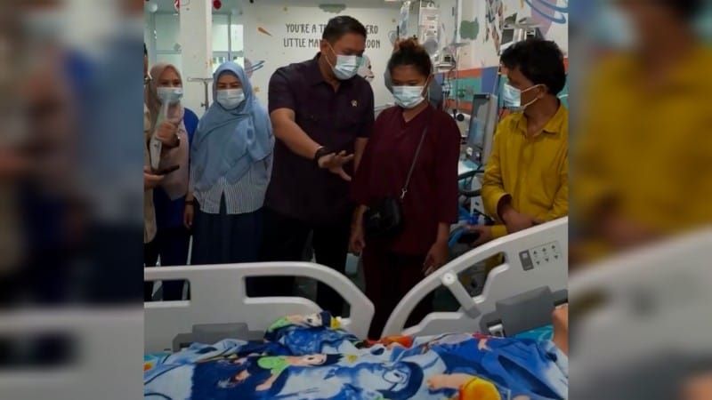 Kepala BGN Datangi Siswi Korban Dugaan Keracunan di RSU Haji Medan, Pastikan Penanganan Serius