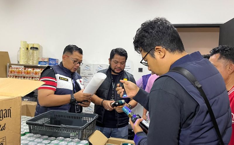 Polrestabes Medan Bongkar Dugaan Peredaran Vape Narkoba di Helen's Night Mart