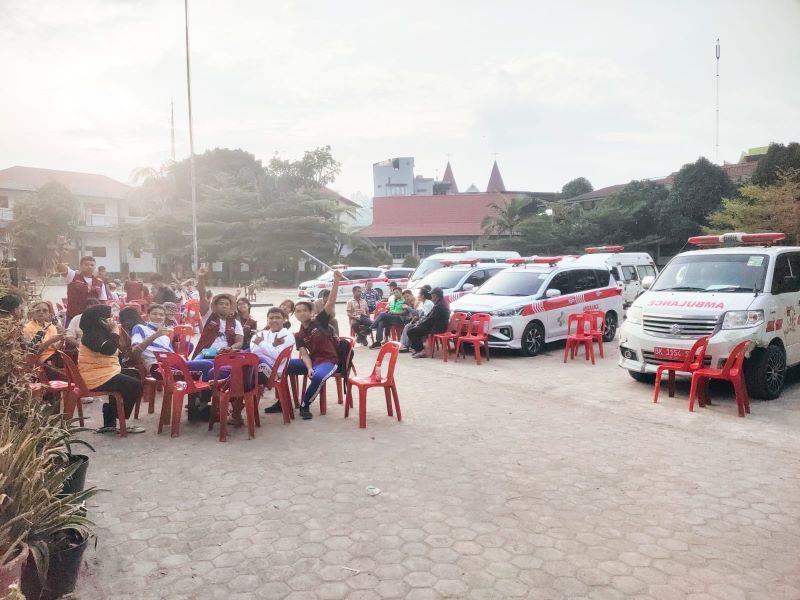 Ratusan Pelajar SMA Negeri 1 Berastagi Diduga Keracunan Usai Santap Menu MBG, Dilarikan ke Sejumlah Rumah Sakit