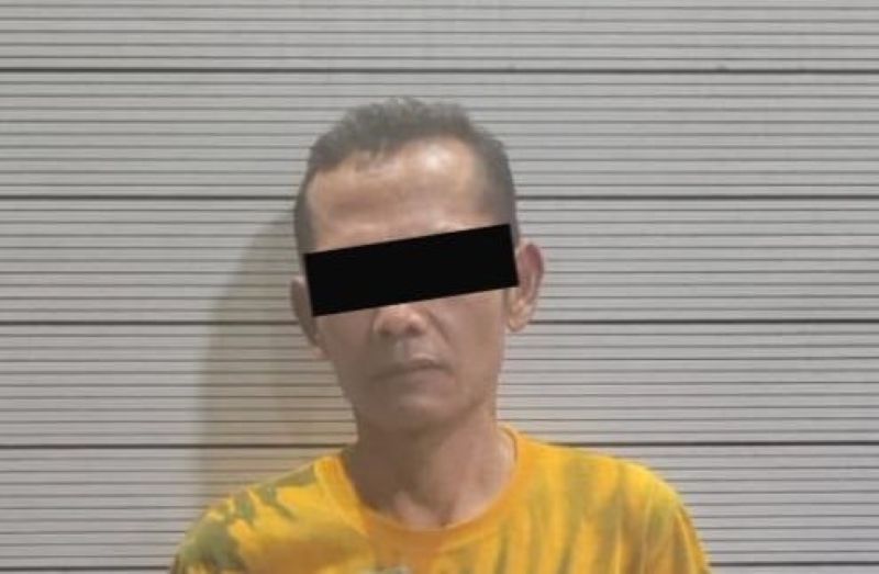 Lansia 53 Tahun Ditangkap Jual Ganja di Labuhan Deli, Polisi Sita 8 Paket Siap Edar