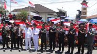 Semarak HUT RI Ke-81, Forkopimda Bagikan Bendera Merah Putih Kepada Masyarakat