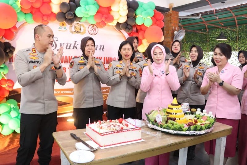 Hari Jadi ke-78 Polwan, Kapolres Labuhanbatu Dorong Polwan Tingkatkan Profesionalisme dan Pelayanan Humanis