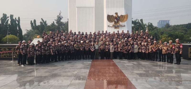 Jelang HUT ke-48, KB FKPPI Sumut Ziarah ke Taman Makam Pahlawan di Kalibata