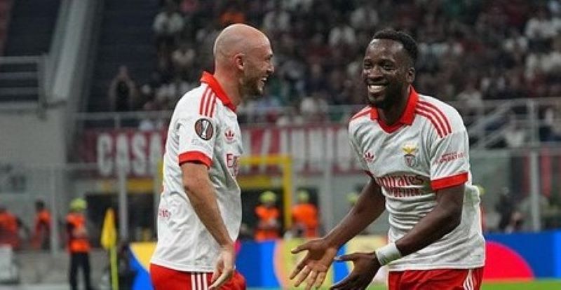 AC Milan Tumbang 0-2 dari Benfica, Rossoneri Gagal Manfaatkan Dominasi di San Siro