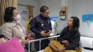 Kondisi Siswa SMK Negeri Merdeka Semakin Membaik,Pemkab Karo Jenguk Rutin