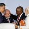 Pertemuan Presiden China Xi Jinping dan Perdana Menteri India Narendra Modi dalam Konferensi Tingkat Tinggi (KTT) BRICS ke-18 di New Delhi menjadi sorotan.