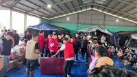 Rapidin Simbolon, PDI Perjuangan Sumut, pengungsi Sinabung, bantuan pengungsi Sinabung, erupsi Gunung Sinabung, Gunung Sinabung, Karo, bantuan PDI Perjuangan, Desa Sukatengah, Naman Teran