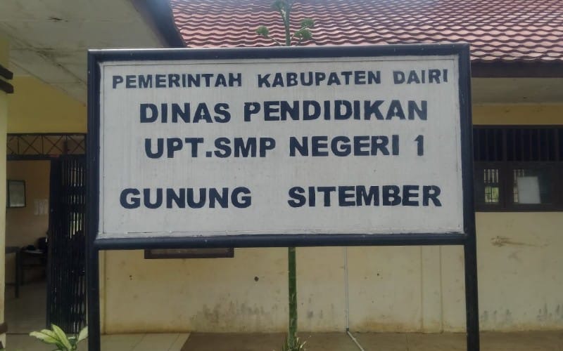 Diduga Minim Pengawasan, UPT SMP Negeri 1 Gunung Sitember Disorot: Gedung Kusam hingga Kepala Sekolah Jarang Hadir