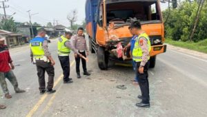 Tabrakan Beruntun Tiga Kendaraan di Perbaungan, Sopir Angkot Tewas dan 9 Orang Luka-Luka