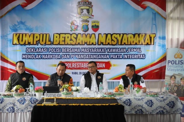 TNI dan Polri, Pemkab Bersama Masyarakat Deklarasi Jermal Tolak Narkoba
