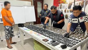 Polrestabes Medan Akhirnya Tangkap Kurir Jaringan Malaysia: BB 450 Pcs Pod Getar