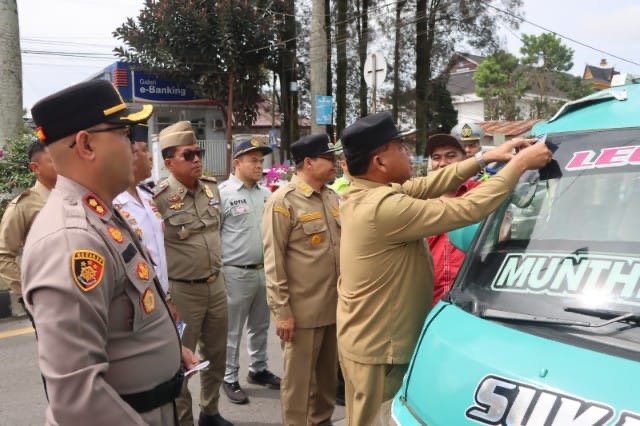Operasi, Patuh Toba, 2026, Bupati, Kapolres Karo, Turun Kejalan