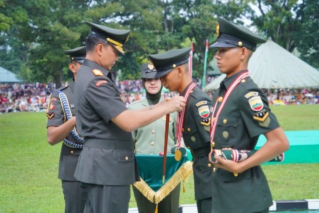Pangdam I/BB, Lantik Bintara, Remaja TNI AD, Tekankan Disiplin, Pengabdian