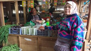 Kabut Asap dan Hujan Lebat Kepung Berastagi, Pedagang Los Jahe-Jahe Menjerit akibat Pembeli Sepi
