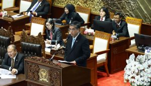 Menaker Ungkap Poin Penting UU Pelindungan Ketenagakerjaan yang Wajib Diketahui Pekerja