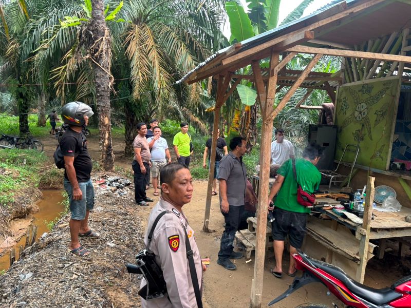 Polsek Aek Natas dan Ditresnarkoba Polda Sumut Gerebek Lokasi Diduga Terkait Narkoba di Bandar Durian