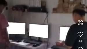 Rumah dinas TNI di Cijantung diduga menjadi markas judi online. Sebanyak 11 warga sipil dan Letkol Arman ditahan untuk diperiksa