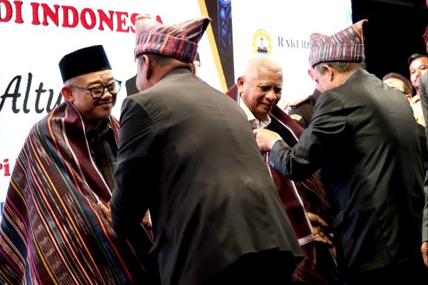 Wagub Sumut Dorong Kolaborasi Lintas Sektor untuk Transformasi Sekolah Kristen di Indonesia
