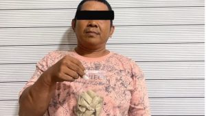Nekat ! Pria Paruh Baya Jual Narkoba di Pinggir Rel : Polrestabes Medan Sita Paket Sabu dan Ganja